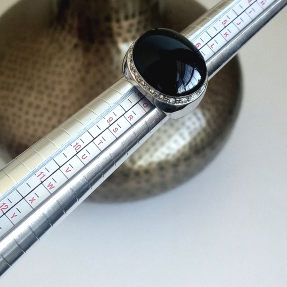Vintage Onyx Cabochon & Rhinestone Art Deco Ring Size 7 - Picture 13 of 16